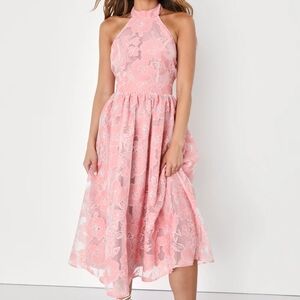 NWT Lulus peach floral halter dress. Size Large